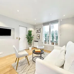  Apartment Deluxe Near The Tour Eiffel France
